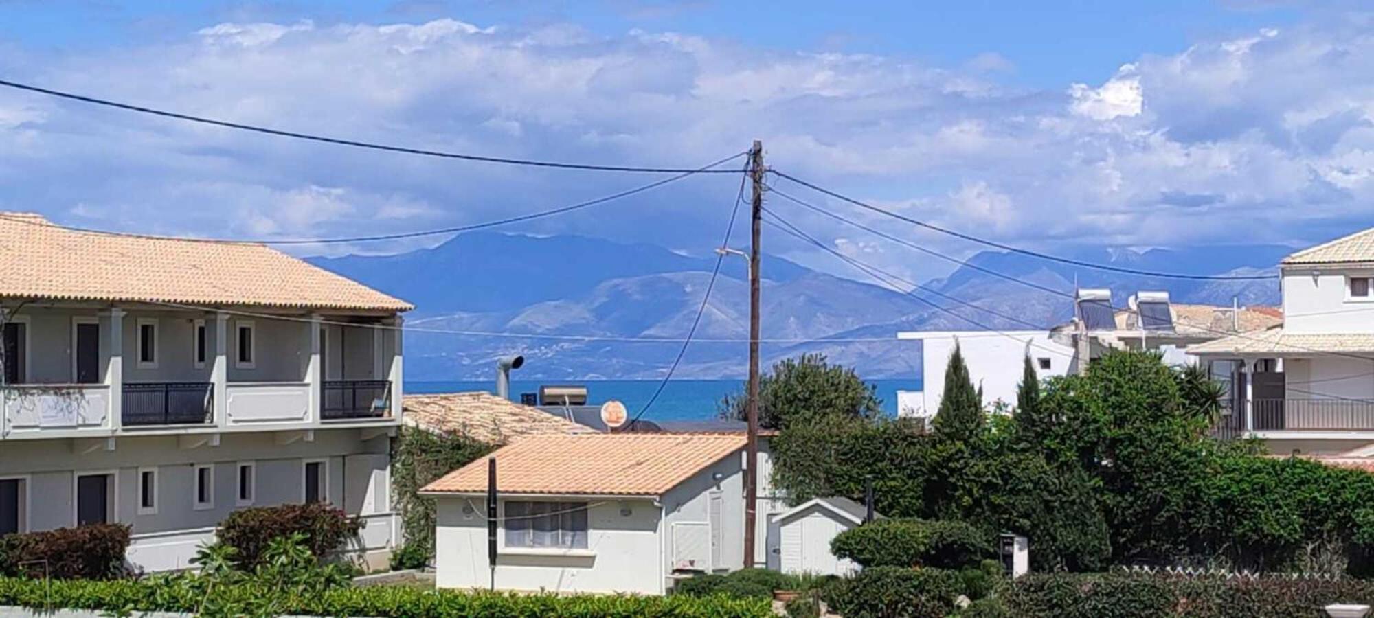 Agapi Studio Acharavi A 50M De La Mer, 400M Du Centre Ville Exteriör bild